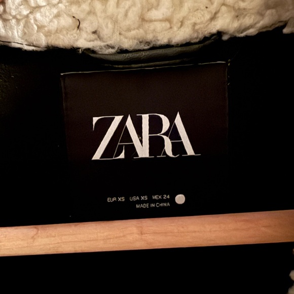 Zara Faux Shearling Jacket - Picture 7 of 11